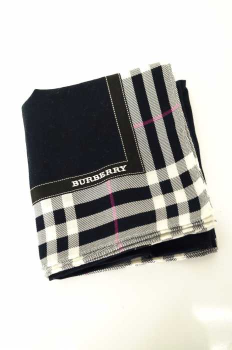 BURBERRY - バーバリータオルハンカチピンクの通販 by COCO's