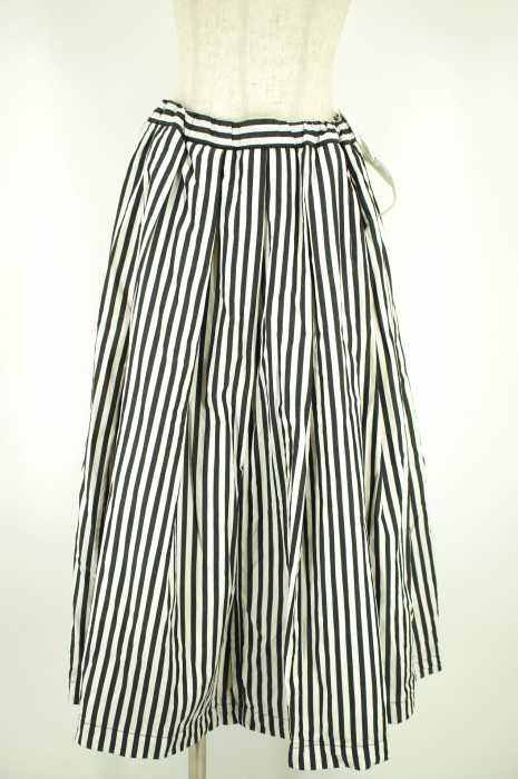 BLACK COMME des GARCONS （ブラックコムデギャルソン） AD2013 レディース スカート