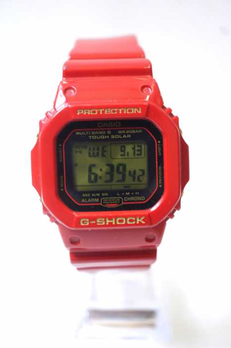 G-SHOCK （ジーショック） 30周年記念限定モデル「Rising RED ライジングレッド」 メンズ ファッション雑貨