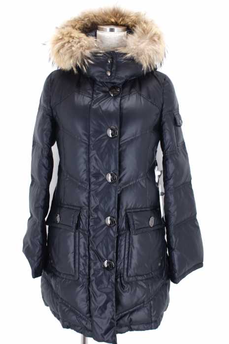 BURBERRY BLUE LABEL（バーバリーブルーレーベル） ラクーンファーダウンコート レディース アウター