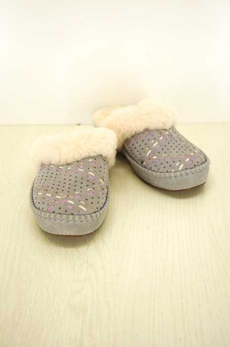 UGG （アグ） Aira Tehuano Slipper  ボアスリッパサンバル レディース シューズ