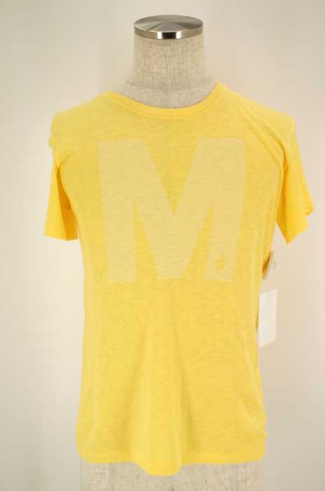 M （エム） ロゴプリントTシャツ メンズ トップス