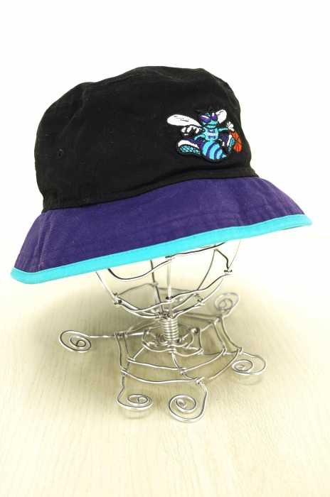 HARDWOOD CLASSICS × NEW ERA(ハードウッドクラシック ニューエラ ) ワッペン刺繍バゲットハット メンズ 帽子