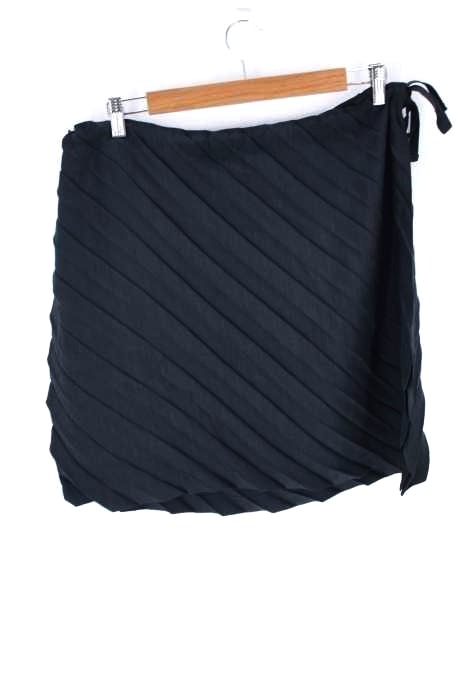 ISSEY MIYAKE LEATHER LIKE PLEATS スカート