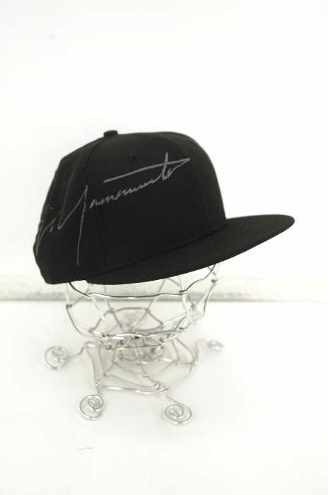 NEW ERA × Yohji Yamamoto POUR HOMME (ニューエラ × ヨウジヤマモトプールオム) ロゴ刺繍 キャップ メンズ 帽子