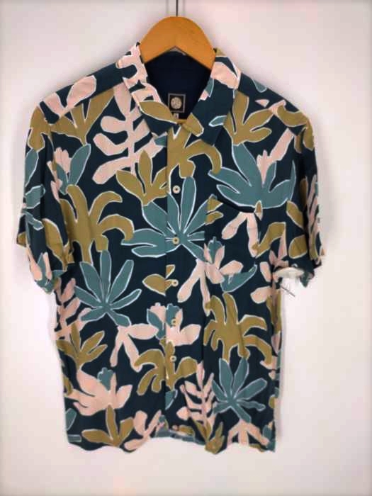 Pretty Green（プリティグリーン） ヤシの木柄オープンカラーシャツ メンズ トップス