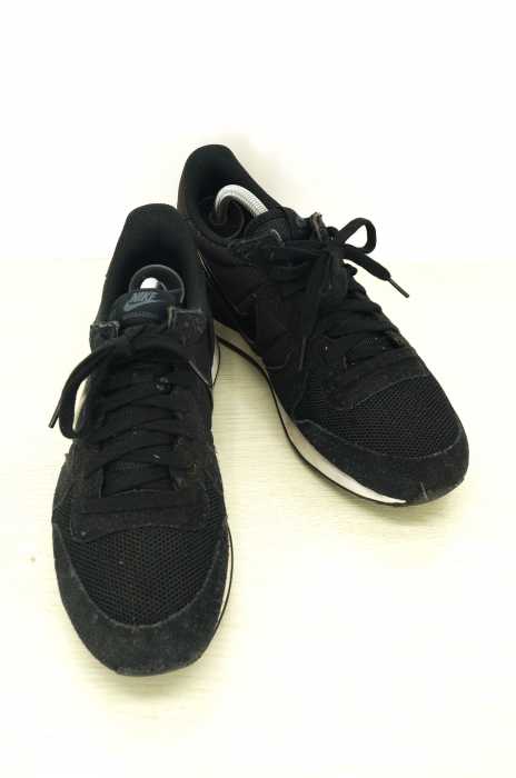 NIKE （ナイキ） Internationalist  エナメルスウッシュローカットスニーカー メンズ シューズ