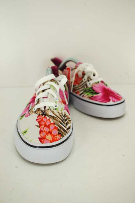 VANS （バンズ ） 花柄スニーカー レディース シューズ