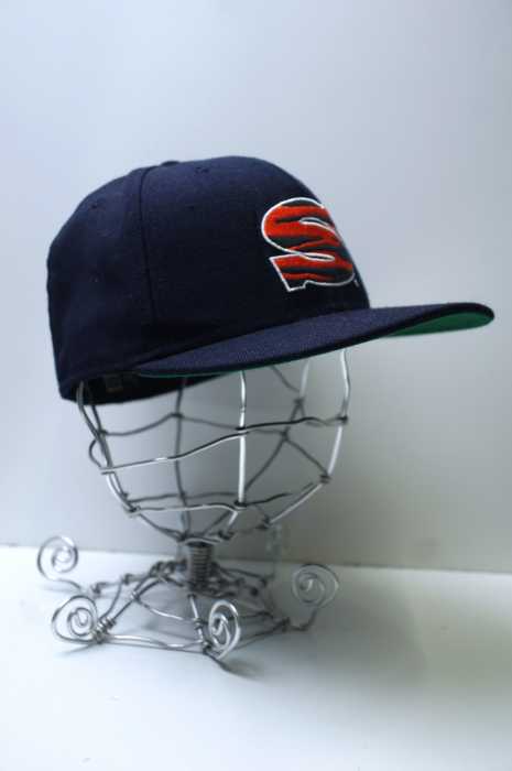 NEW ERA×SUPREME　 （ニューエラ×シュプリーム） 12AW　Zebra Stripe New Era Cap　キャップ メンズ 帽子