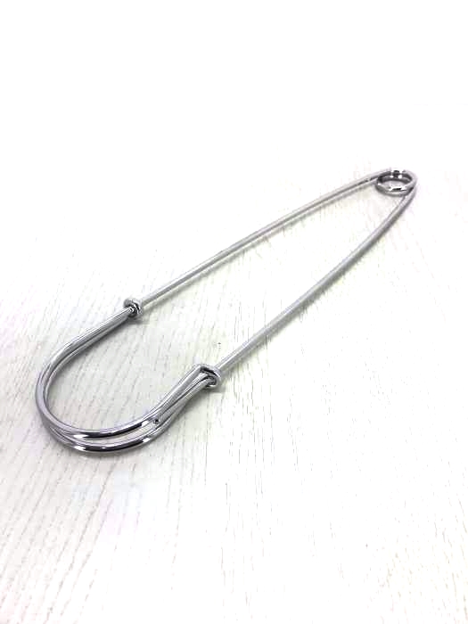 ANREALAGE(アンリアレイジ) HUGE SAFETY PIN メンズ ファッション雑貨