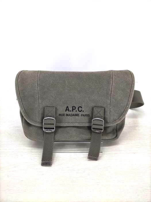 A.P.C.(アーペーセー) キャンバスボディバッグ メンズ バッグ