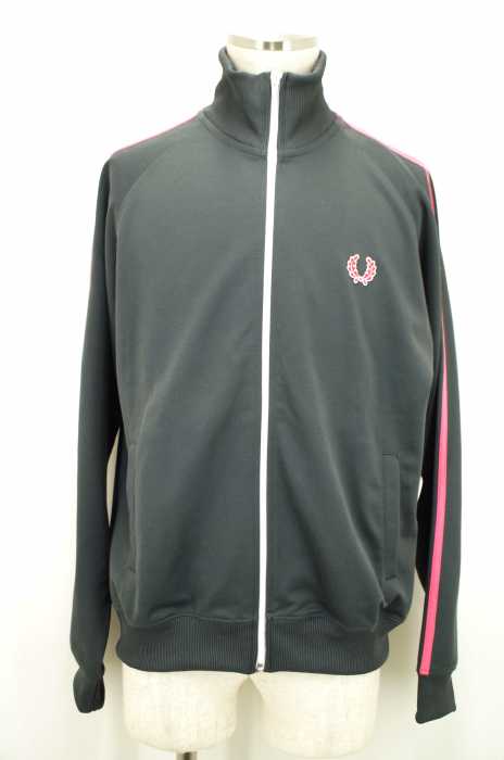 FRED PERRY （フレッドペリー） ワッペン付きトラックジャケット メンズ トップス