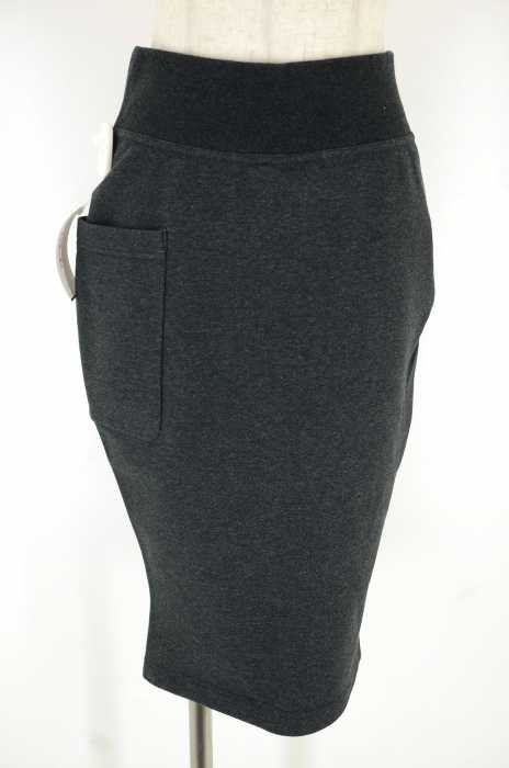 NIKE LAB（ナイキラボ） Essentials Skirt  エッセンシャルスカート  ストレッチタイトスカート レディース スカート