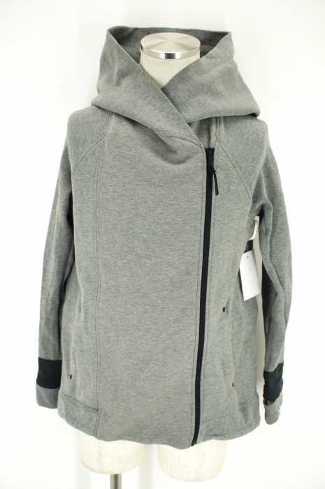 NIKE (ナイキ) TECH FLEECE CAPE テックフリース レディース トップス