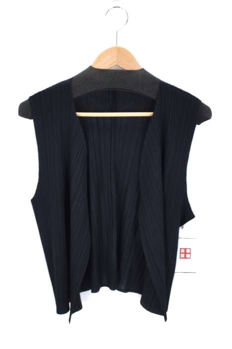 PLEATS PLEASE ISSEY MIYAKE（プリーツプリーズイッセイミヤケ） プリーツベスト レディース トップス