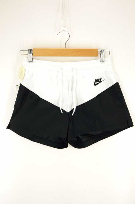 NIKE （ナイキ） 切替ショートパンツ レディース パンツ