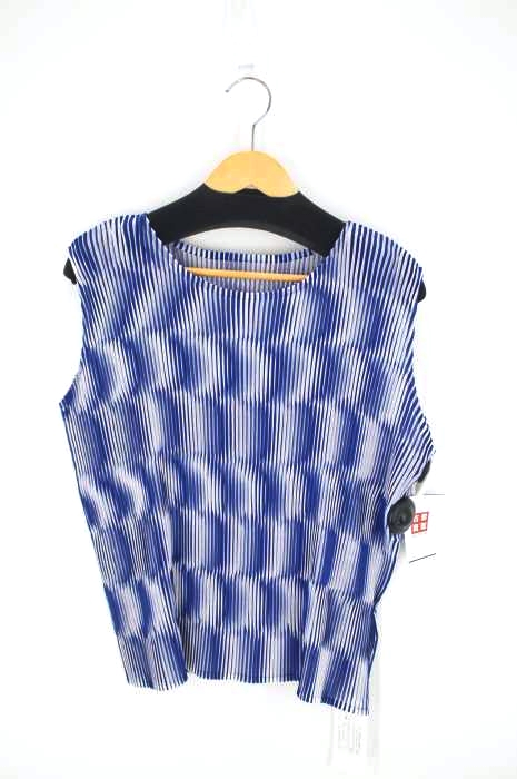 ISSEY MIYAKE me（イッセイミヤケミー） RUNNING STRIPE PLEATS レディース トップス