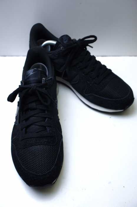 NIKE （ナイキ） WMNS INTERNATIONALIST 復刻 レディース シューズ