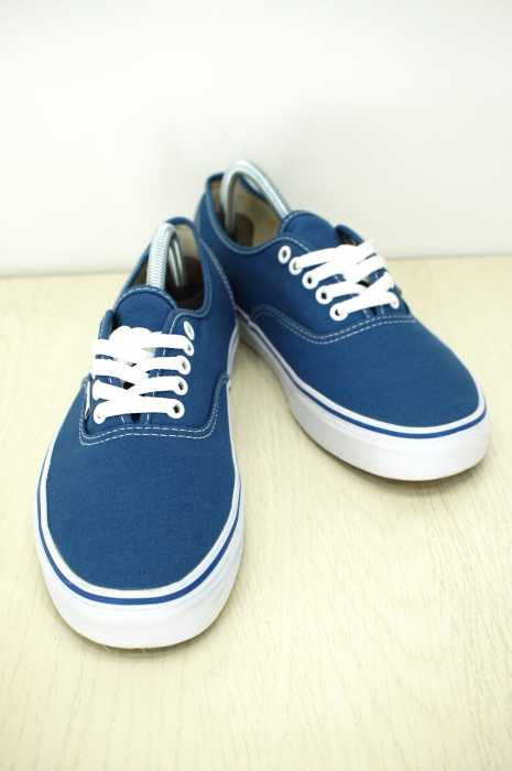 VANS （バンズ） オーセンティック　ローカットスニーカー メンズ シューズ