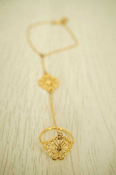 AGATHA （） スクリューネックレス レディース アクセサリー