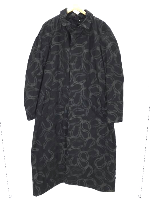 ISSEY MIYAKE MEN（イッセイミヤケメン） HORSE SHOE TAFFETA 刺繍コート メンズ アウター