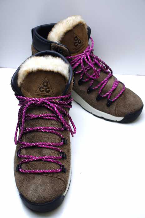 NIKE ACG （ナイキ） ボア付トレッキングブーツ メンズ シューズ