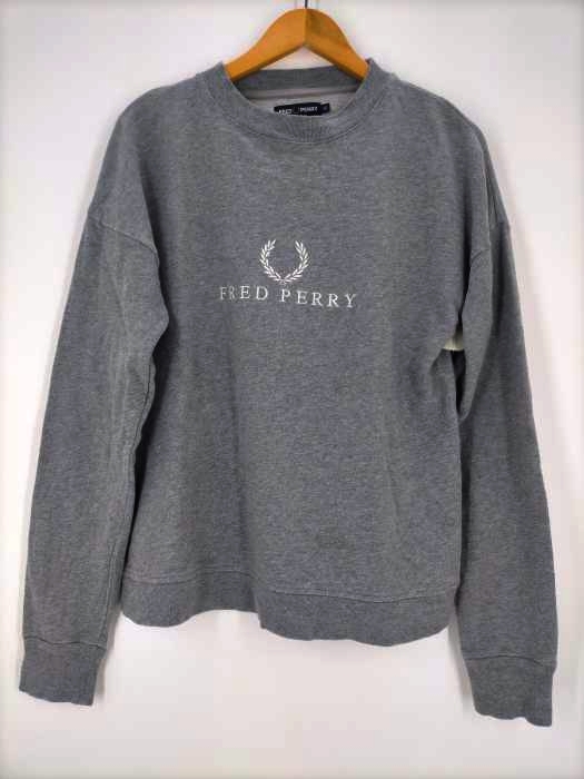 FRED PERRY（フレッドペリー） ロゴ刺繍スウェット レディース トップス