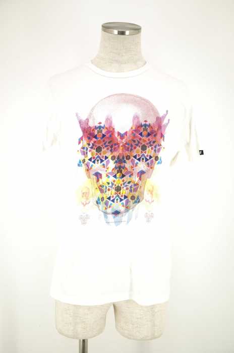 55DSL × BEAMS T(フィフティーファイブディーエスエル ビームスティー) スカルプリントTシャツ メンズ トップス