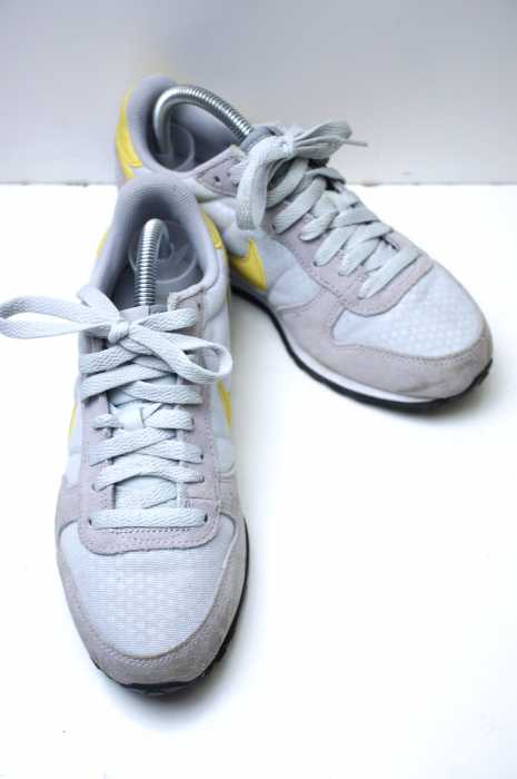 NIKE （ナイキ） GENICCO　スニーカー レディース シューズ