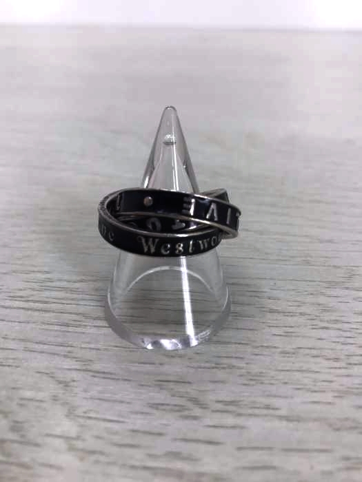 Vivienne Westwood Accessories（ヴィヴィアンウエストウッド アクセサリー） 3連リング TOO FAST TO LIVE RING メンズ アクセサリー