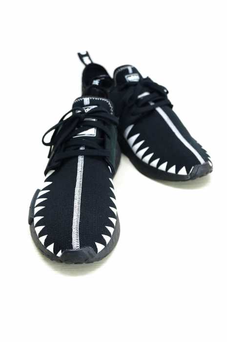 NEIGHBORHOOD × adidas(ネイバーフッドアディダス) NMD_R1_PK_NBHD メンズ シューズ