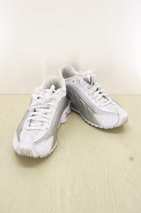 NIKE (ナイキ) Shox R4 レディース シューズ
