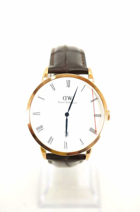 Daniel Wellington（ダニエルウェリントン） Dapper York　型押しレザーベルトクオーツウォッチ メンズ 腕時計