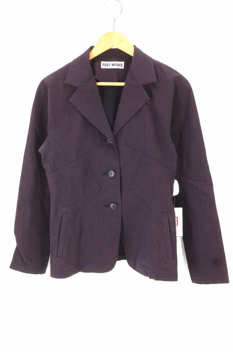 ISSEY MIYAKE(イッセイミヤケ) 3ボタンテーラードジャケット レディース アウター