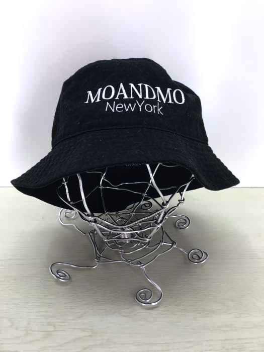 MOANDMO（モーアンドモー） ロゴ刺繍バケットハット メンズ 帽子