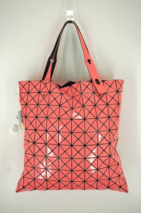 BAO BAO ISSEY MIYAKE （バオバオイッセイミヤケ） 15AW プリズムトートバッグ レディース バッグ