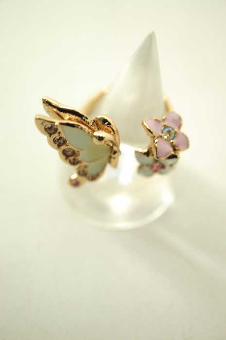 ANNA SUI （アナスイ） バタフライ　モチーフ　指輪 レディース アクセサリー