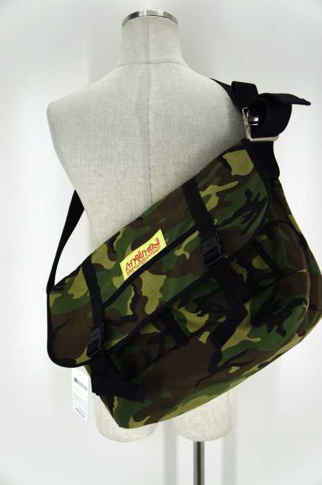 Manhattan Portage （マンハッタンポーテージ） カモ柄メッセンジャーバッグ メンズ バッグ