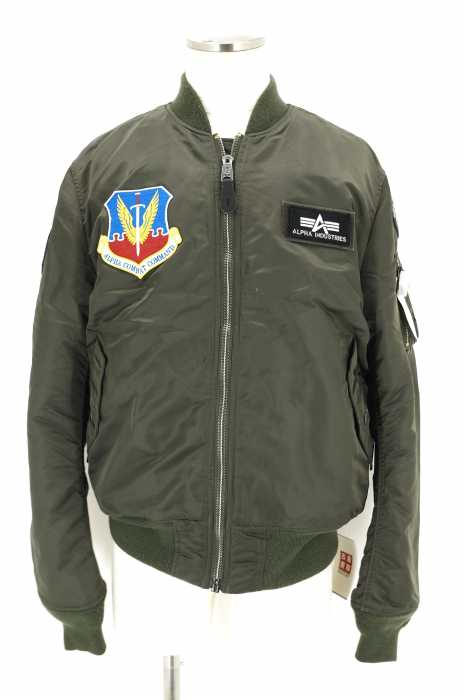ALPHA INDUSTRIES (アルファインダストリーズ) ワッペン付き MA-1 フライトジャケット メンズ アウター