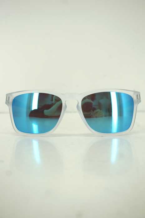 OAKLEY （オークリー） LATCH サングラス　スクエア メンズ ファッション雑貨