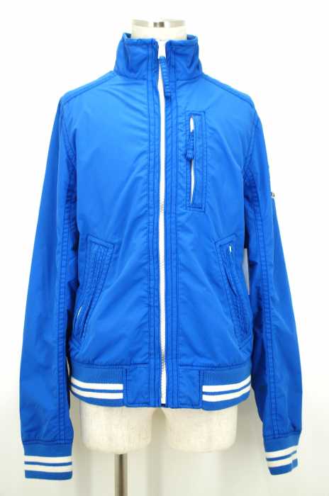 Abercrombie & Fitch （アバクロンビーアンドフィッチ） SARANAC LAKE スタンドカラーナイロンジャケット　ブルゾン メンズ アウター