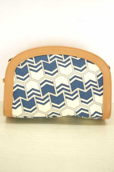 beautiful people （ビューティフルピープル） geometric　printbig　pouch レディース バッグ