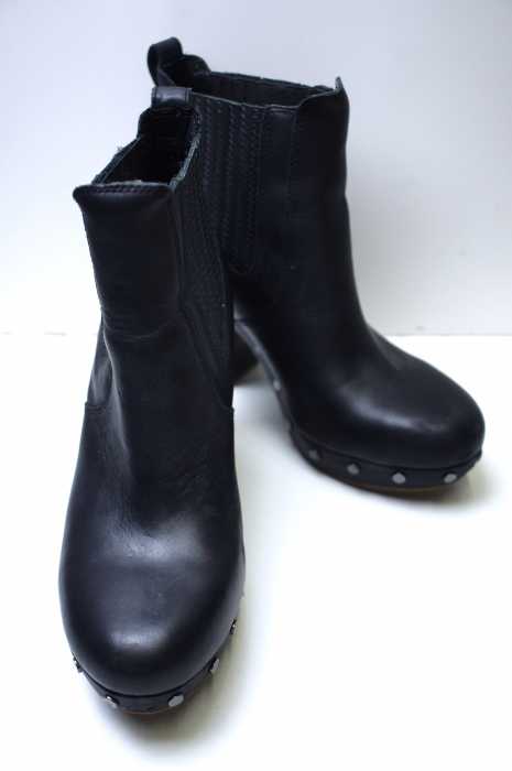 UGG （アグ） カーベリーチェルシーブーツ レディース シューズ