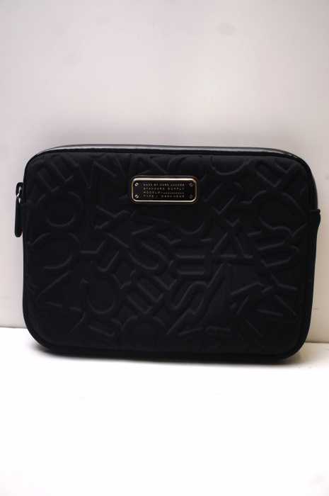 Marc by Marc Jacobs (マークバイマークジェイコブス) ロゴ型押しポーチ レディース バッグ