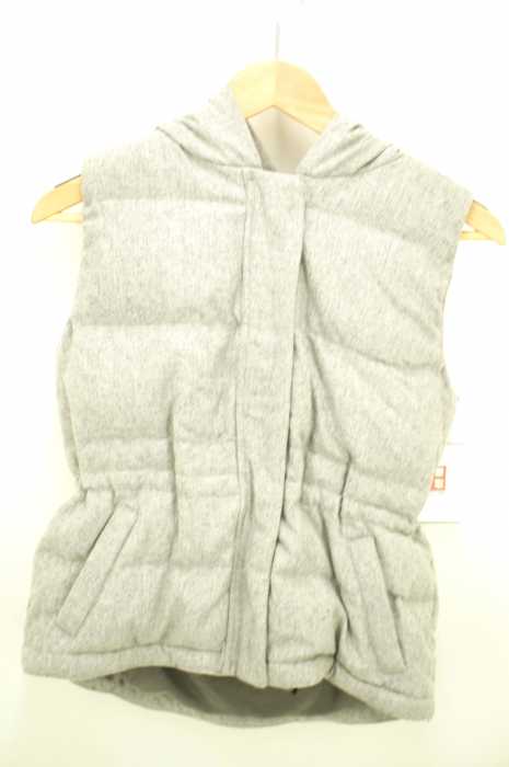 Gap ギャップ ダウンベスト レディース アウター ブランド古着買取販売バズストア Gap ギャップ ダウンベスト レディース アウター ブランド古着買取販売バズストア