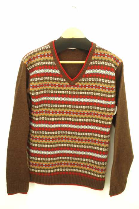 BARACUTA（バラクータ） Vネック メンズ トップス