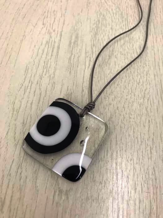 USED古着(ユーズドフルギ) ガラス細工ネックレス レディース アクセサリー