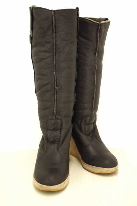 A.P.C. (アーペーセー) Bottes hautes ムートンレザーブーツ レディース シューズ