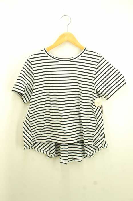 Ray BEAMS （レイビームス） バック　フレア　クルーネック レディース トップス