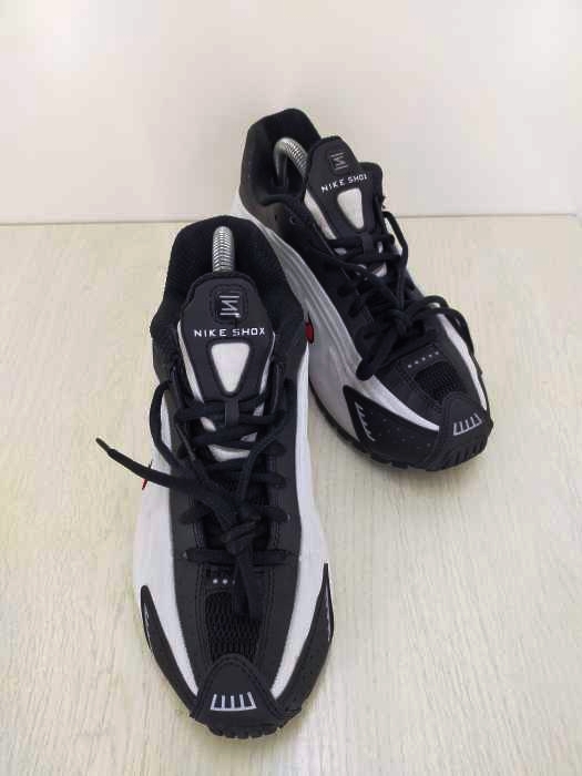 NIKE(ナイキ) SHOX R4 レディース シューズ